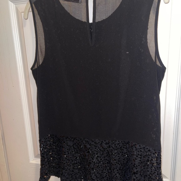 Sequence Top Size Small - Picture 7 of 12
